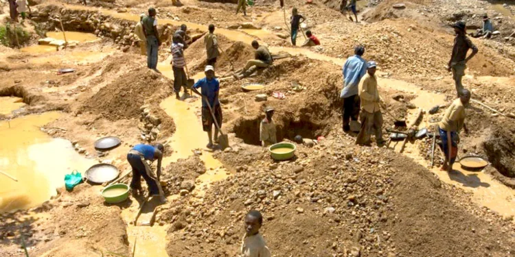 Ethiopia Arrests Nationals For Illegal Mining - In Ethiopia, seven individuals were arrested and detained by the police for trying to access a gold mining site in the Moyale, Marsabit County of the country. Ethiopia Arrests Nationals For Illegal Mining