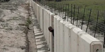 Why South Africa Is Constructing $2.7m Border Wall